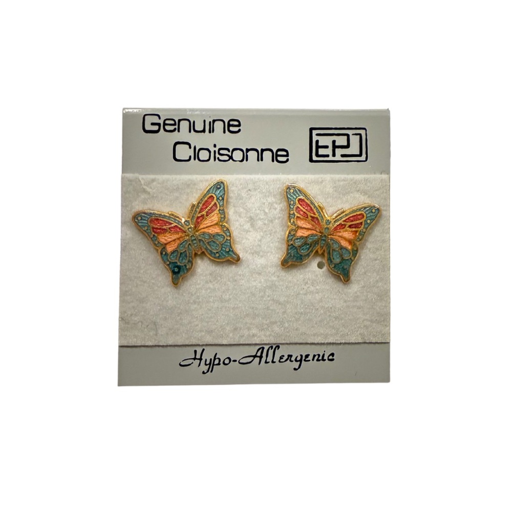 NWT BUTTERFLY EARRINGS